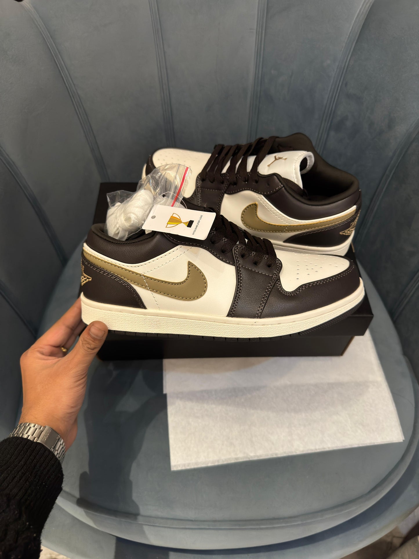 Nike air jordan low shadow brown