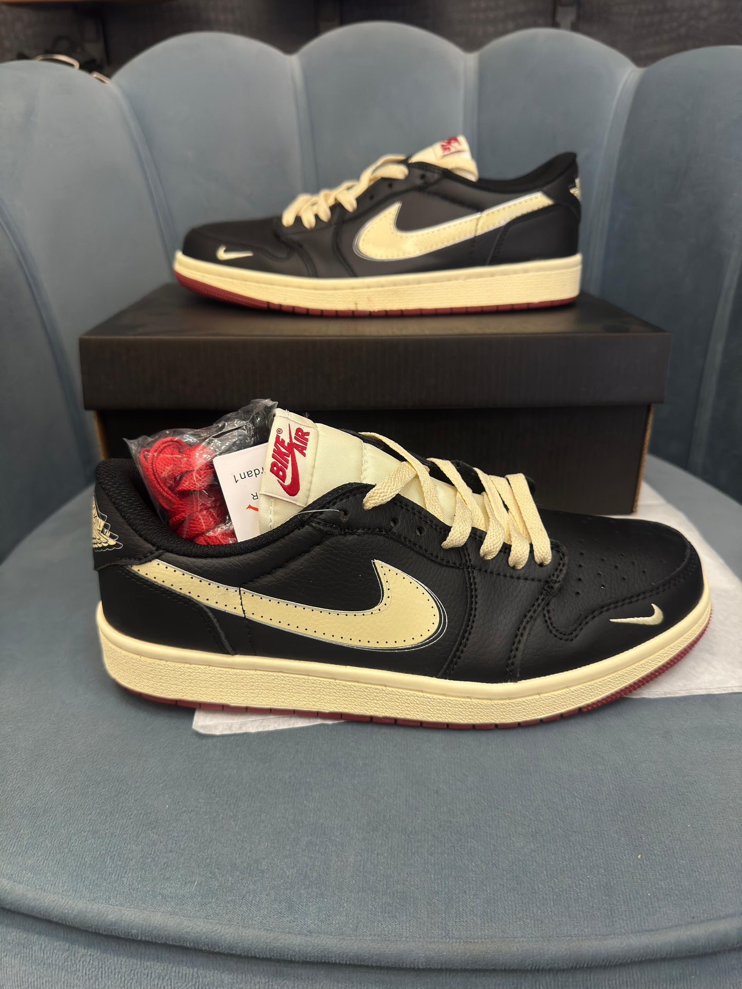 Nike air jordan retro 1 low x nigel sylvester