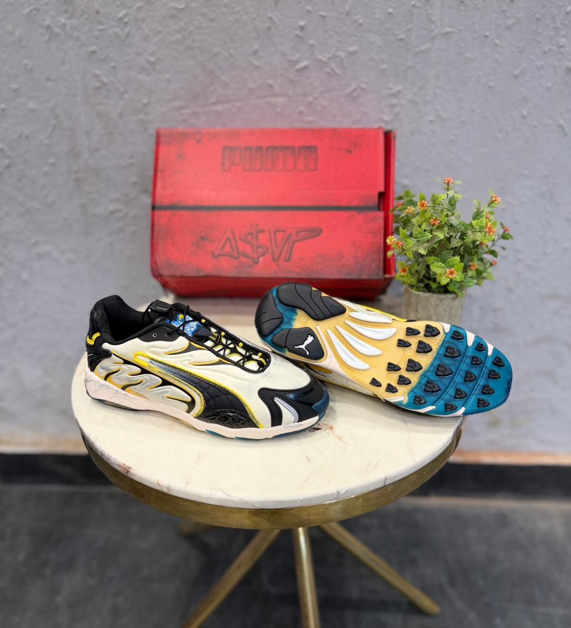 Puma inhale asap pale yellow