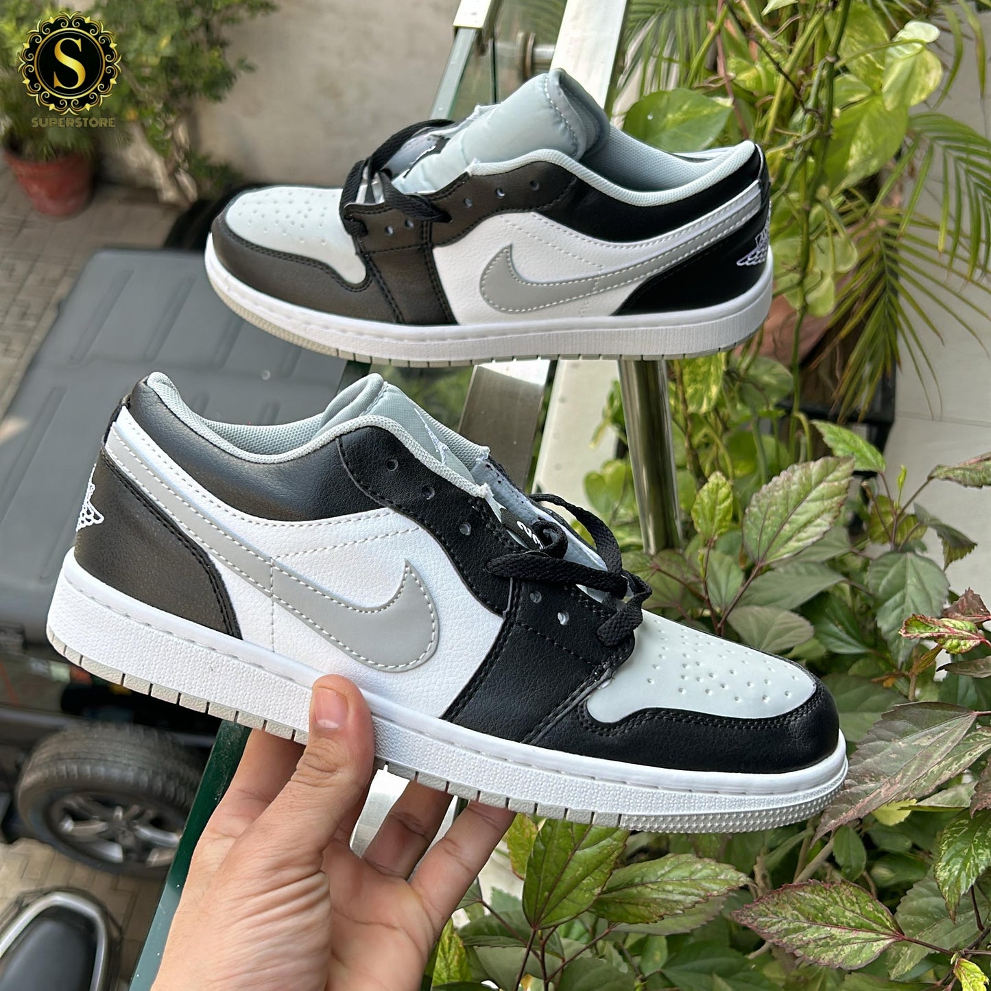 Nike air jordan 1s low smoke grey black