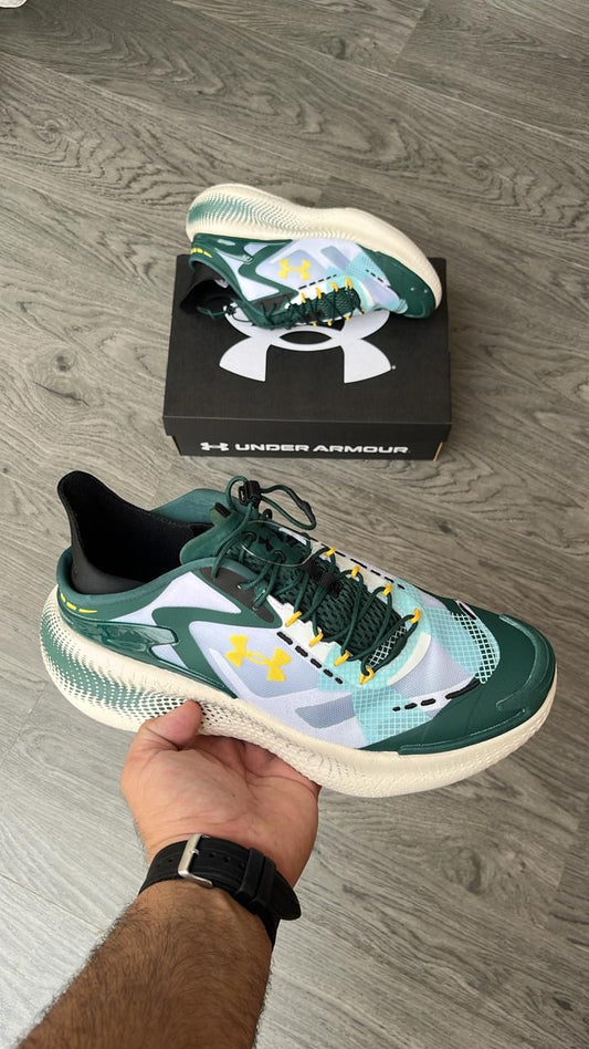 Under armour echo slipspeed