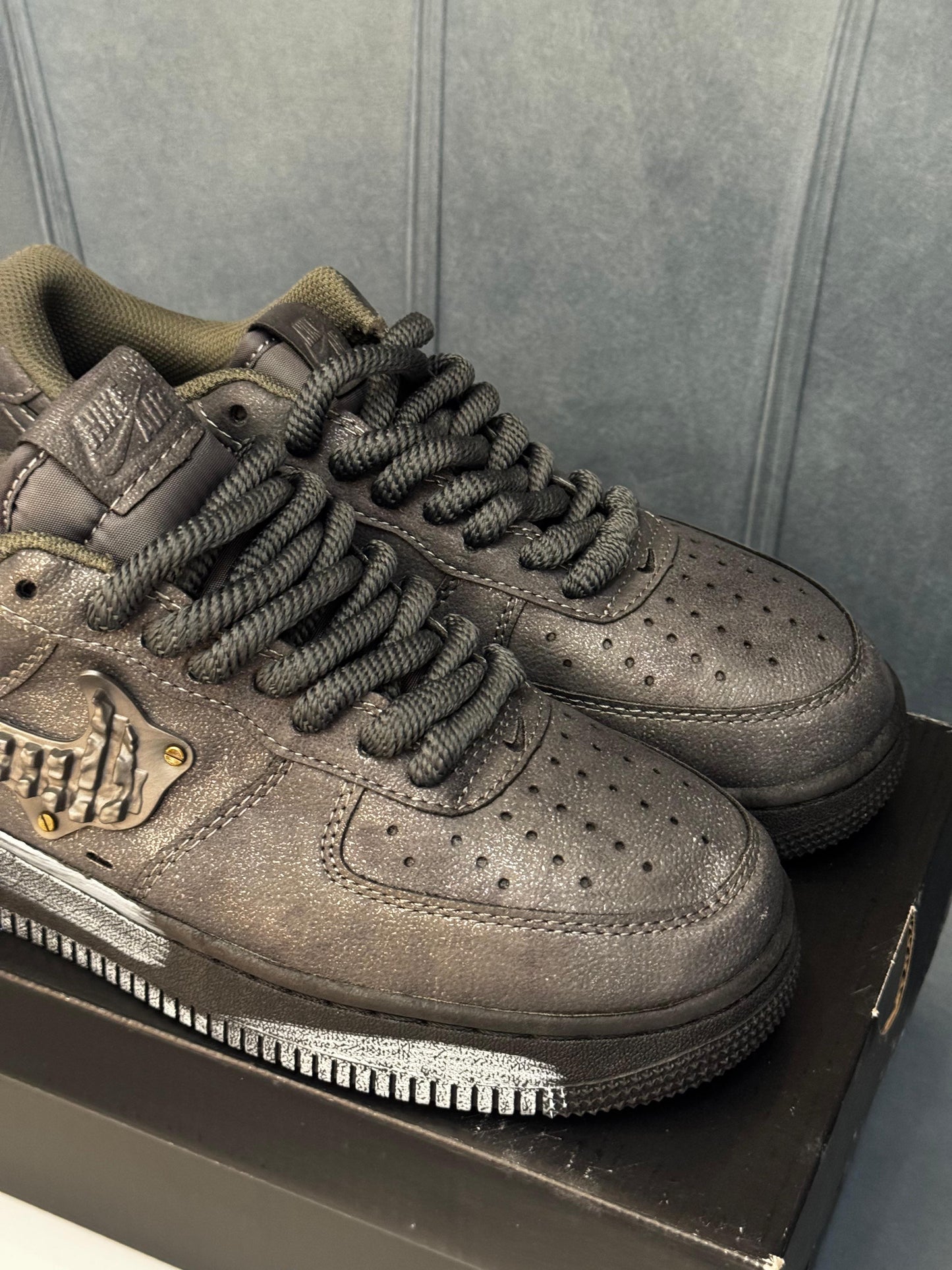 Nike airforce 1 metalwork