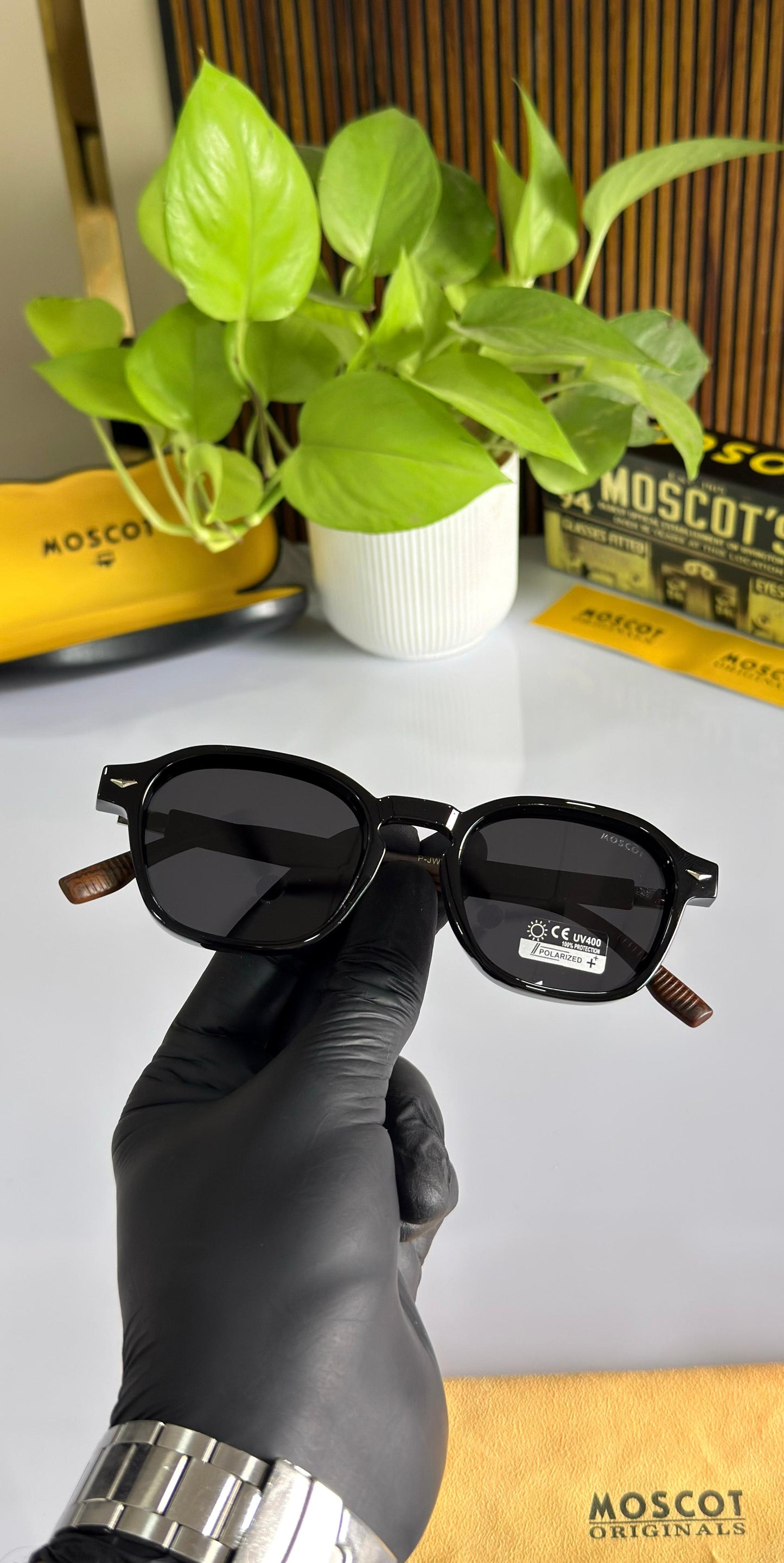 Moscot