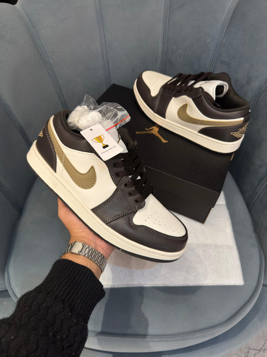Nike air jordan low shadow brown
