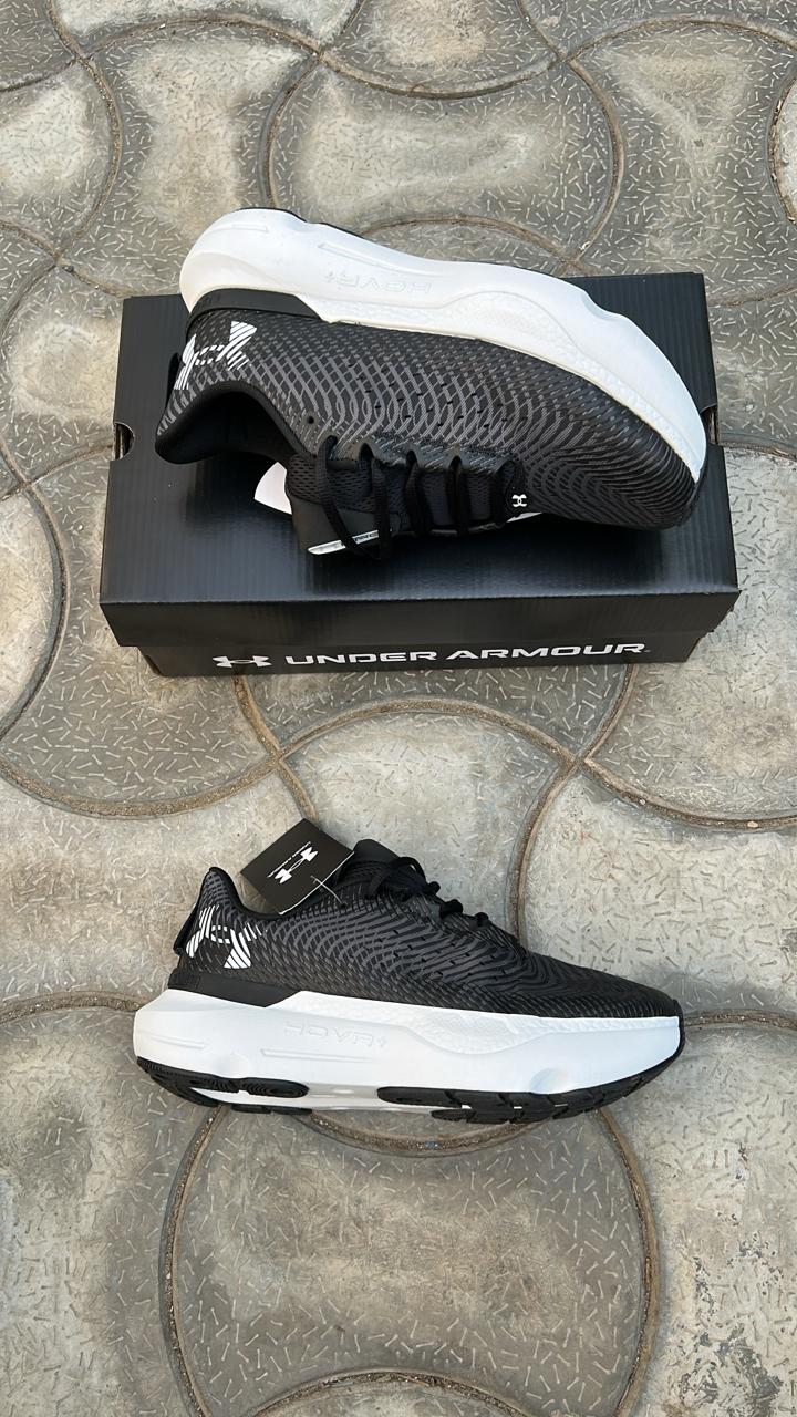 Under armour hover infinite pro