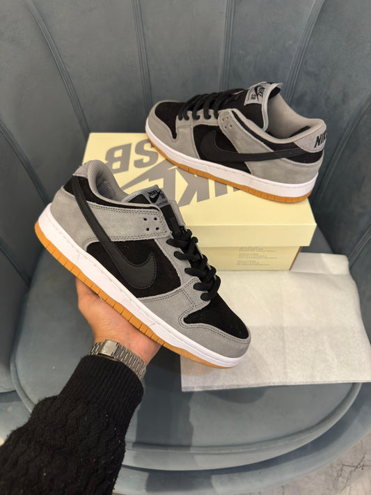 Nike sb dunk dark smoke grey