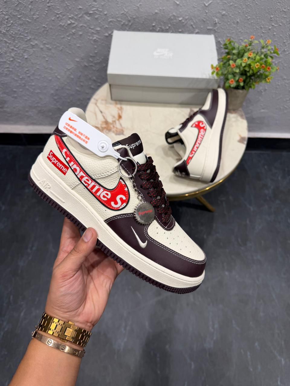 Nike airforce x supreme
