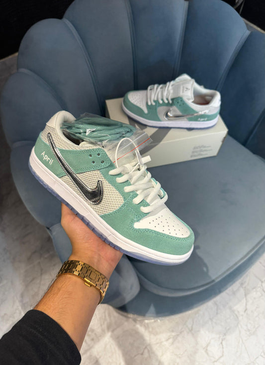 Nike sb dunk skateboard
