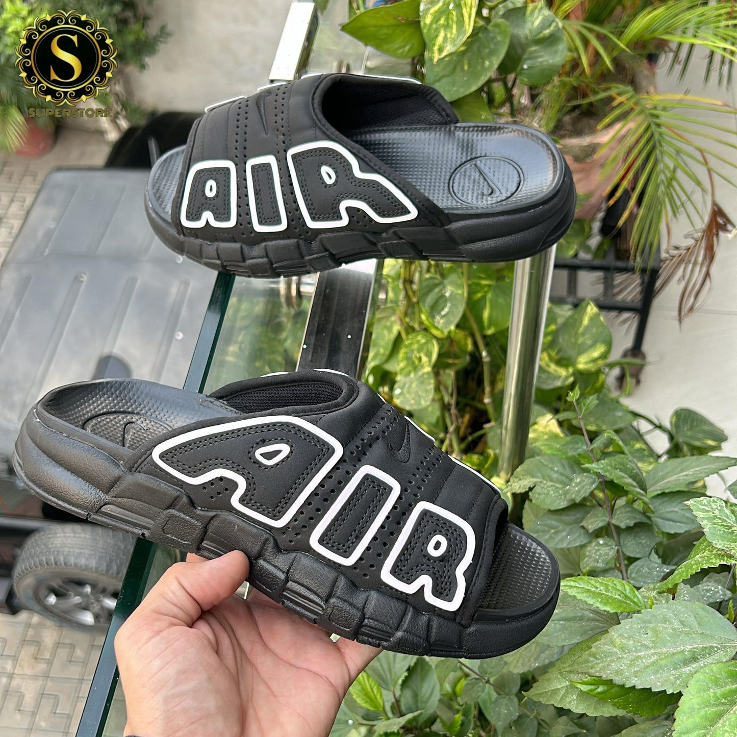 Nike uptempo slide