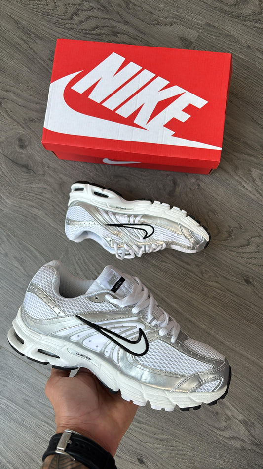Nike airmax moto 2k