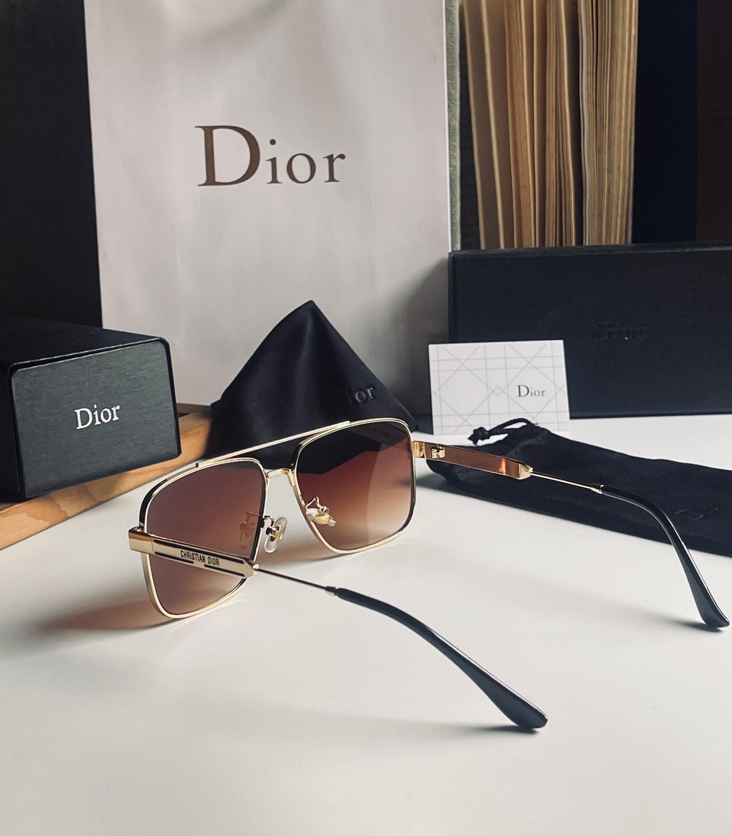 Dior