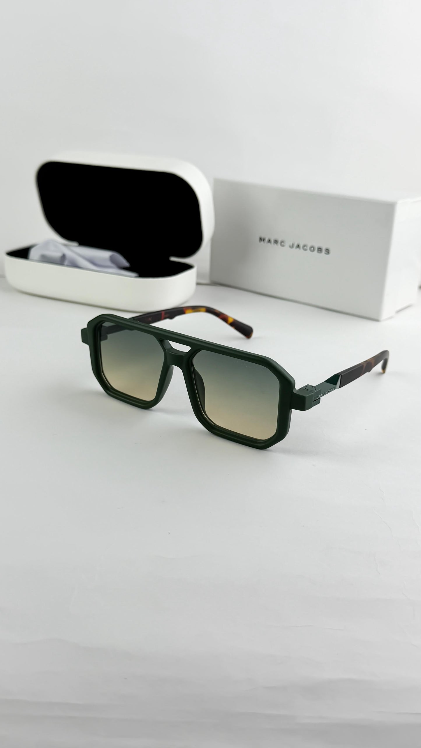 Marc Jacobs