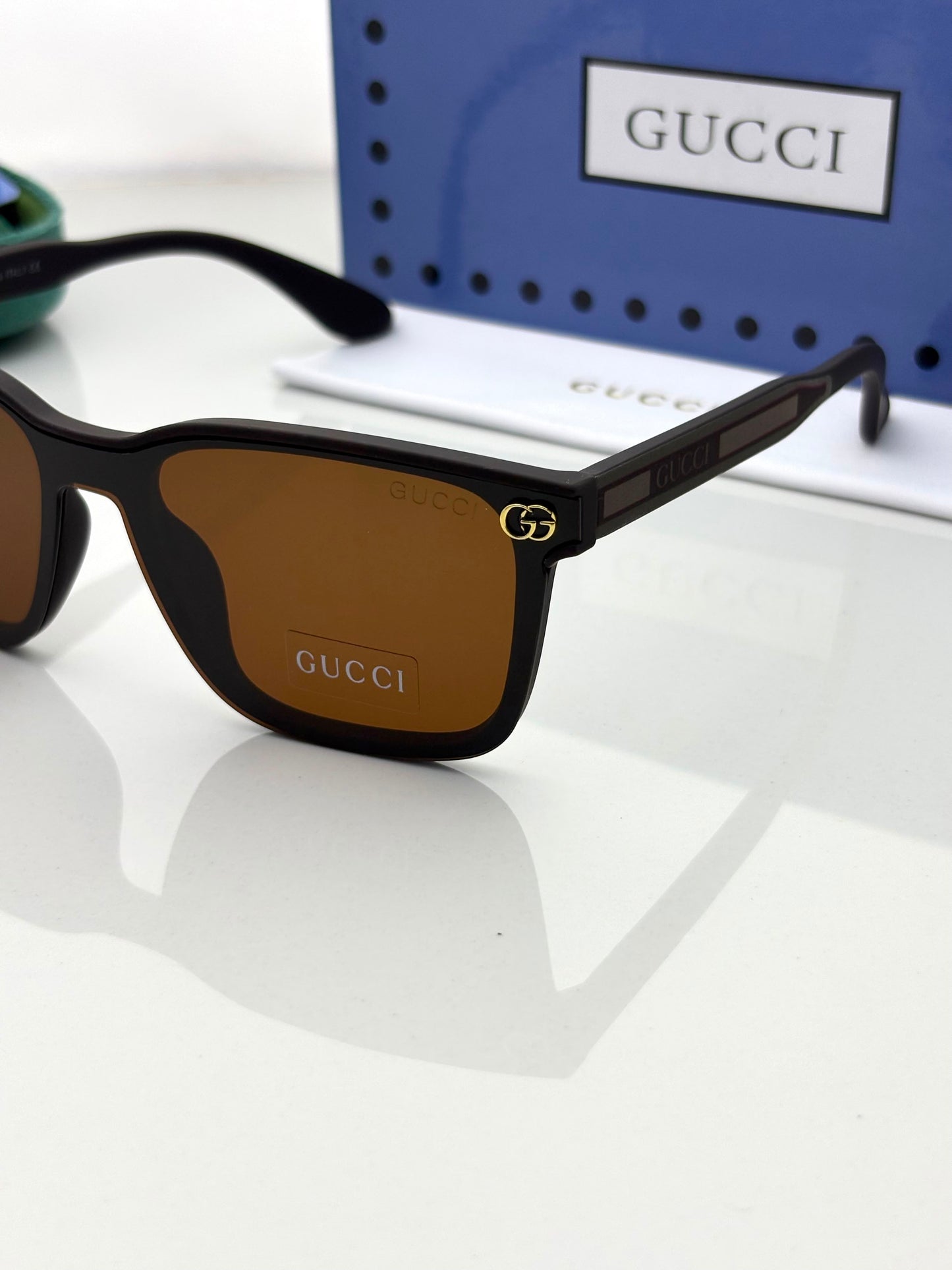 GUCCI